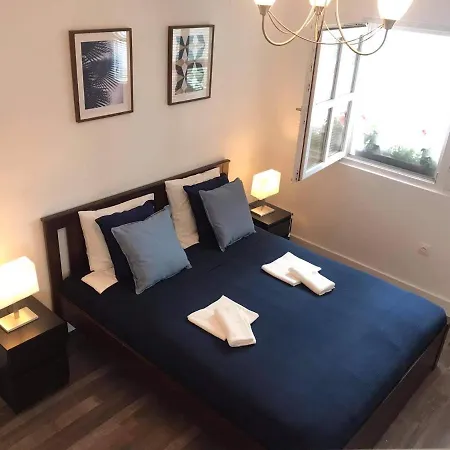The Blue Akarattya Apartamento *