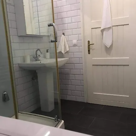 Apartament The Blue Akarattya *