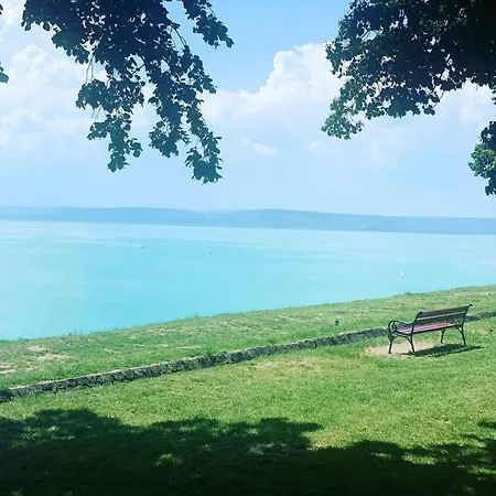 The Blue Akarattya Apartamento Balatonkenese