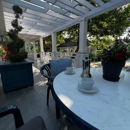 Apartament The Blue Akarattya Balatonkenese